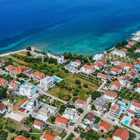 Vibiana Lux Villa *